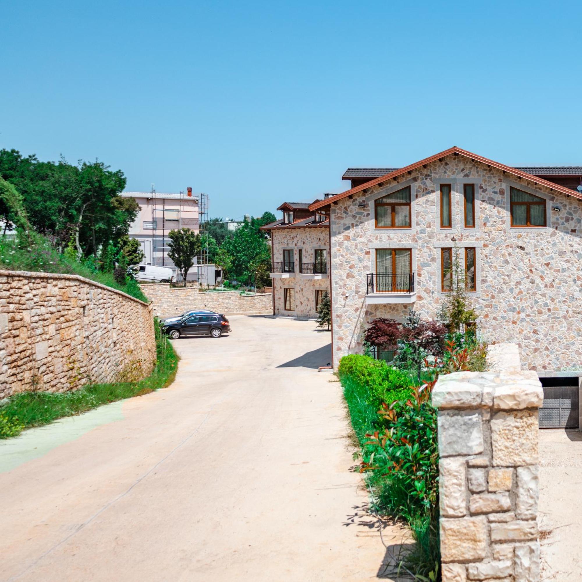 Hotel Gle-Alb Agrotourism Tepelene Exterior foto