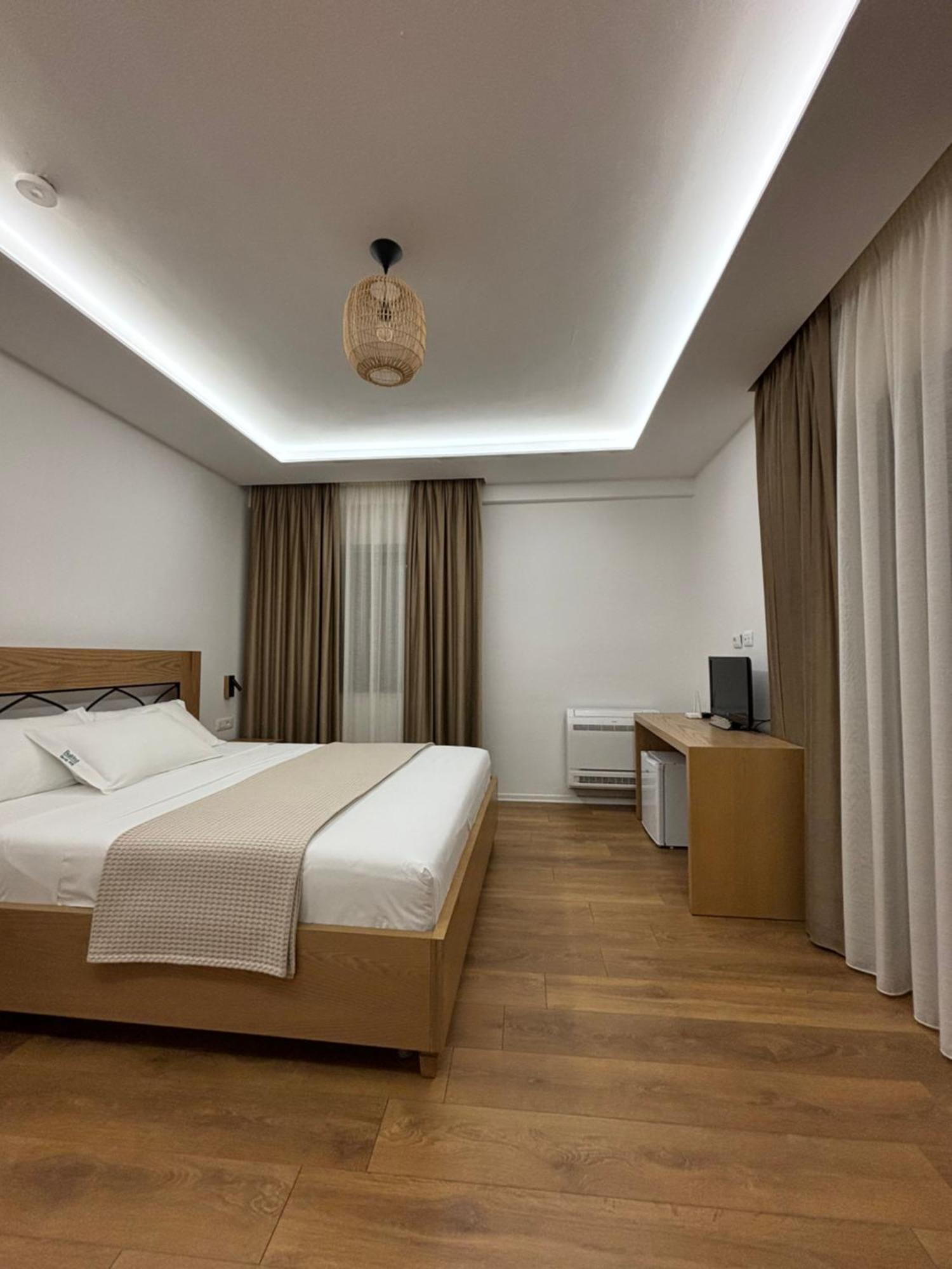 Hotel Gle-Alb Agrotourism Tepelene Exterior foto