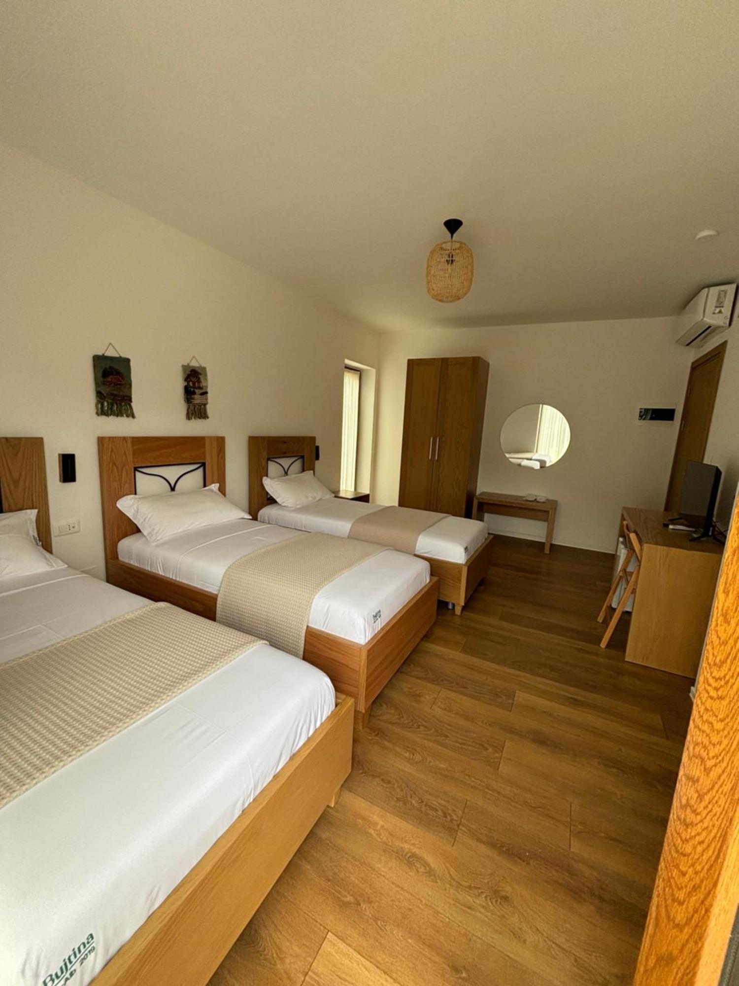 Hotel Gle-Alb Agrotourism Tepelene Exterior foto